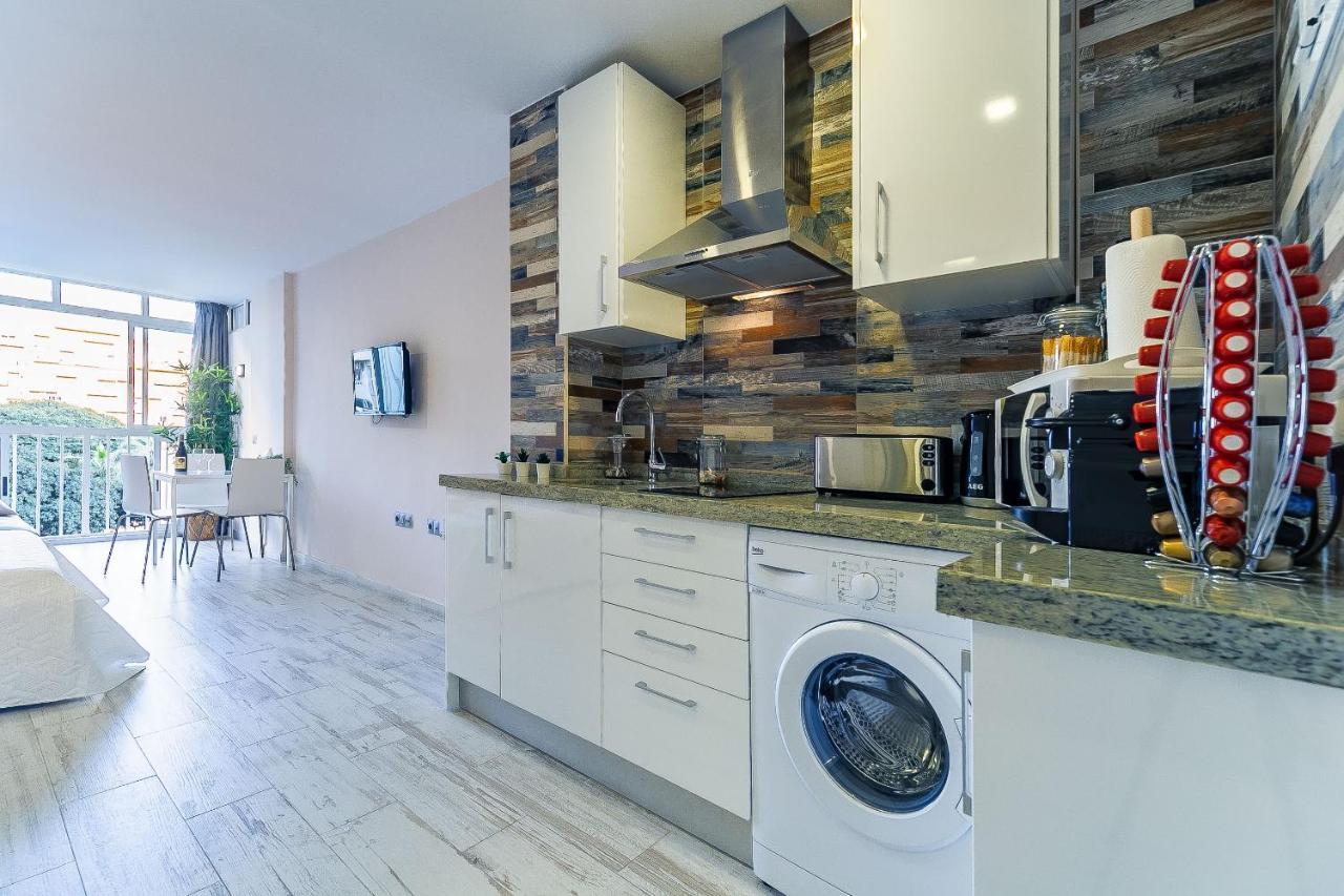 Sun Coast Benalmadena -- Superb Studio With 4 Pools, Gardens & Breakfast Exterior foto