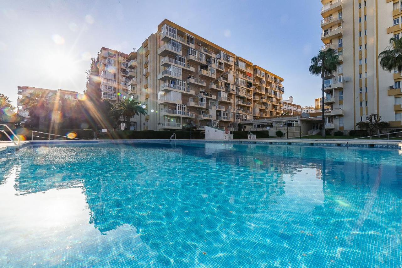 Sun Coast Benalmadena -- Superb Studio With 4 Pools, Gardens & Breakfast Exterior foto