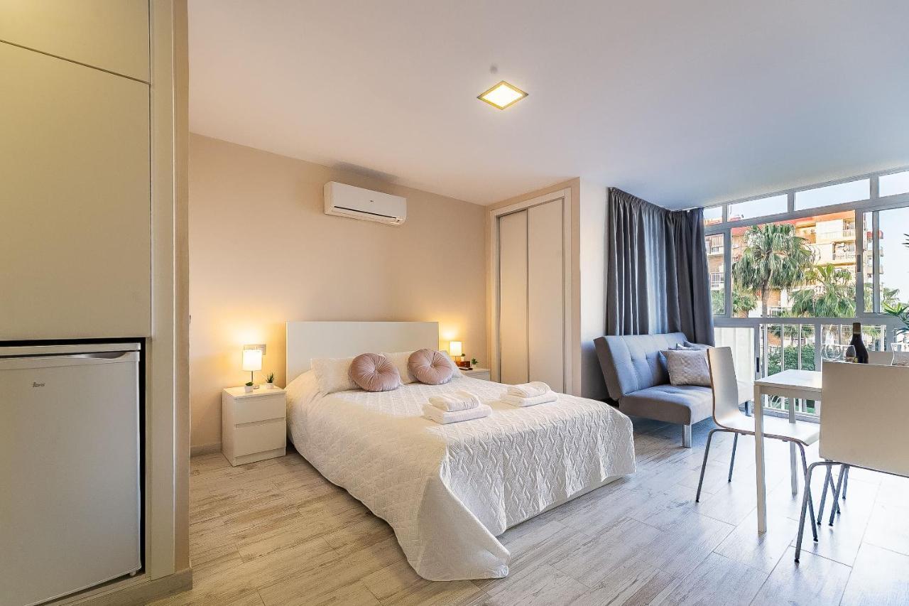 Sun Coast Benalmadena -- Superb Studio With 4 Pools, Gardens & Breakfast Exterior foto