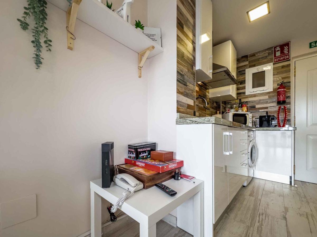 Sun Coast Benalmadena -- Superb Studio With 4 Pools, Gardens & Breakfast Exterior foto
