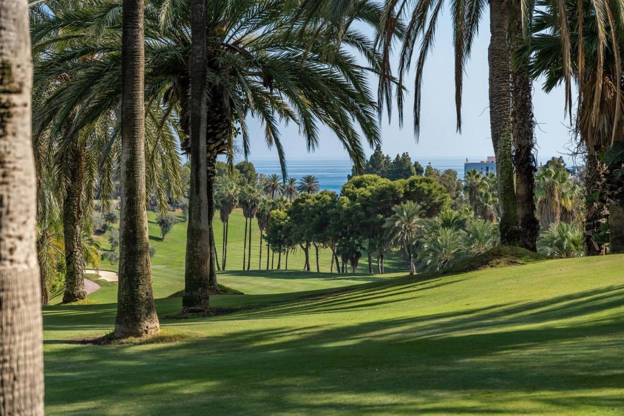 Sun Coast Benalmadena -- Superb Studio With 4 Pools, Gardens & Breakfast Exterior foto